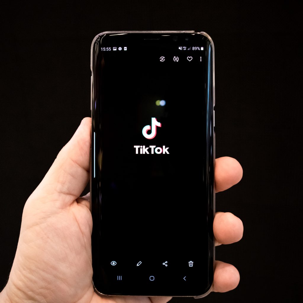 What Does W Mean In Text, TikTok?